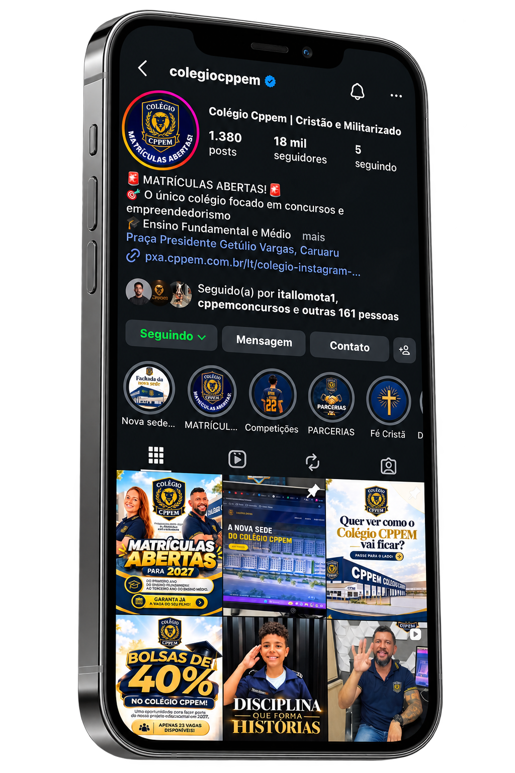 iPhone 13 Pro Max com o perfil atualizado do Colégio CPPEM no Instagram