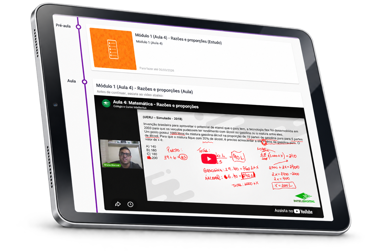 Tablet com a plataforma IRIUM aberta em uma videoaula